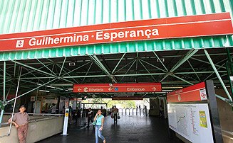 Estação Guilhermina Esperança perto do Way Guilhermina
